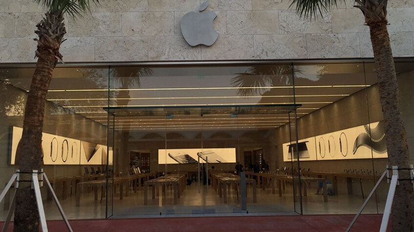 Apple Store, Lincoln Road, Miami Beach, This store appears …