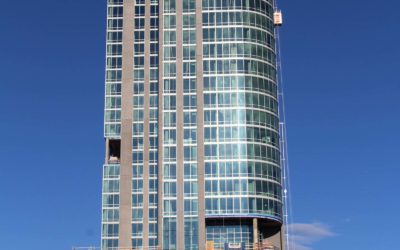 Hoar Construction LMC Celebrate Topping Out One of the Tallest Buildings in Northern Virginia