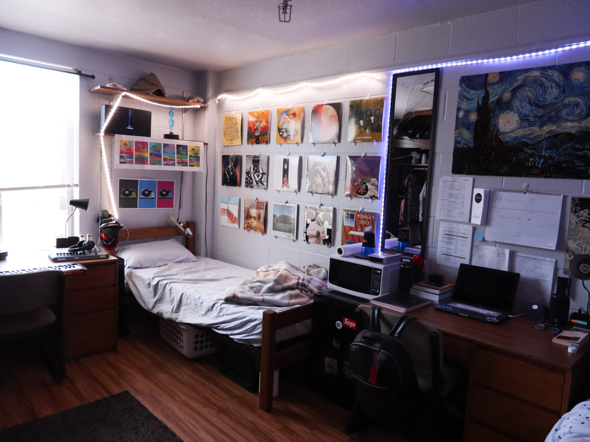 Lupton-Double-5 vanderbilt dorm room